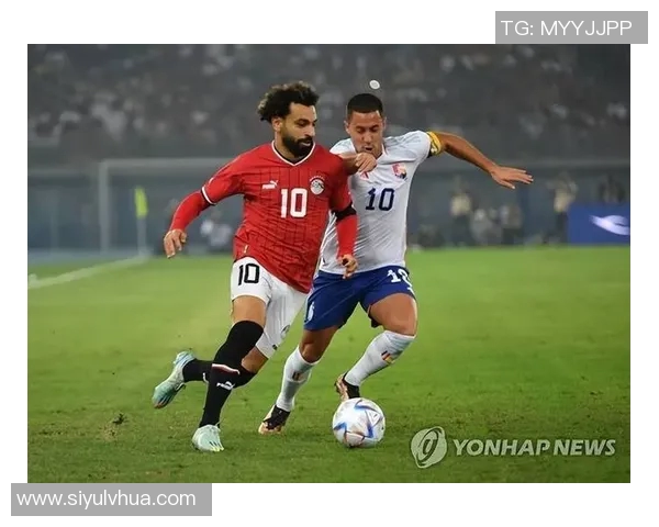 萨拉赫健身房训练照曝光腹肌线条引发粉丝热议与赞叹