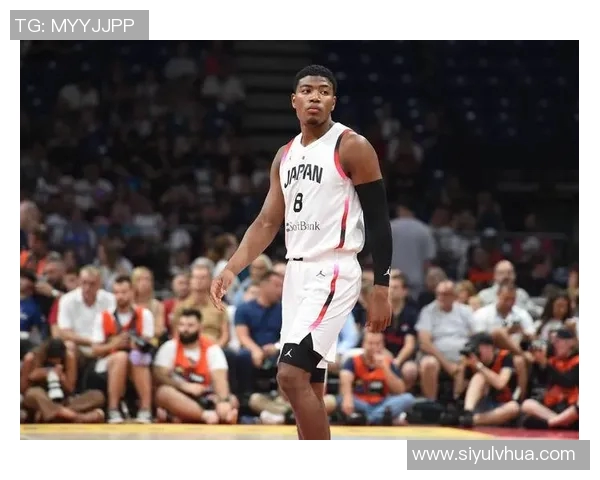 八村塁谈与东契奇的友谊:自然相处让我忘记他比我年轻 八村塁谈与东契奇的友谊:自然相处让我忘记他比我年轻