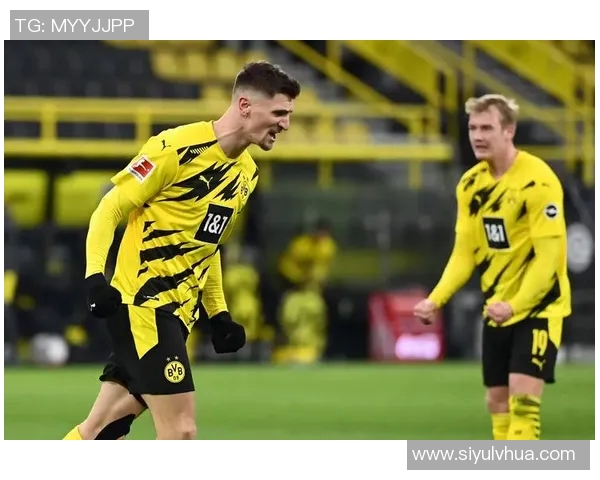 多特和尤文等多支英超球队关注皇马18岁后卫霍安马丁内斯