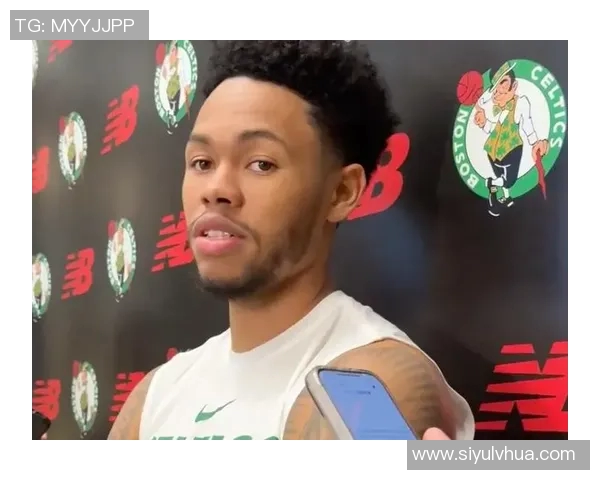 马祖拉称赞A西蒙斯展现对抗性和侵略性正是球队所需表现 马祖拉称赞A西蒙斯展现对抗性和侵略性正是球队所需表现