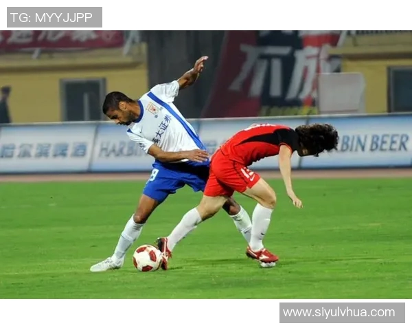 法媒报道努诺门德斯回归训练场复出时间仍未确定