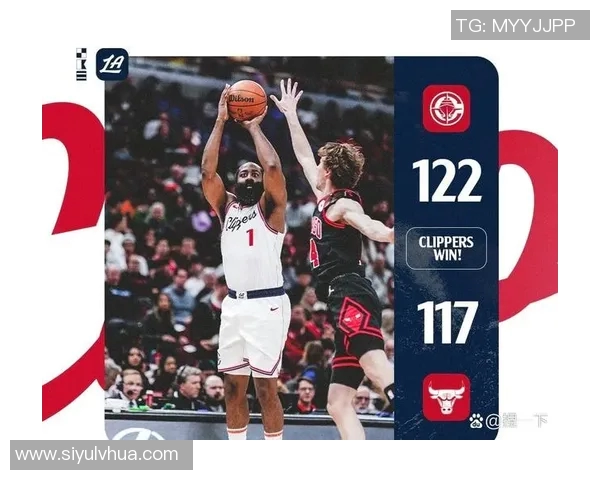 哈登半场表现低迷仅得1分却送出10次助攻展现团队精神