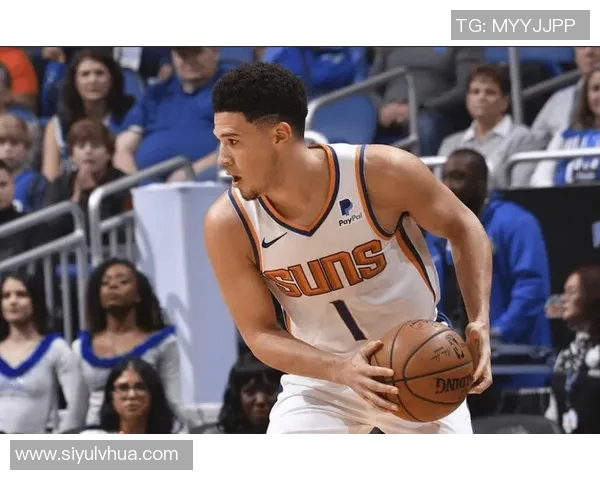 布克表示太阳队焕然一新全队已将上赛季的遗憾抛诸脑后 布克表示太阳队焕然一新全队已将上赛季的遗憾抛诸脑后