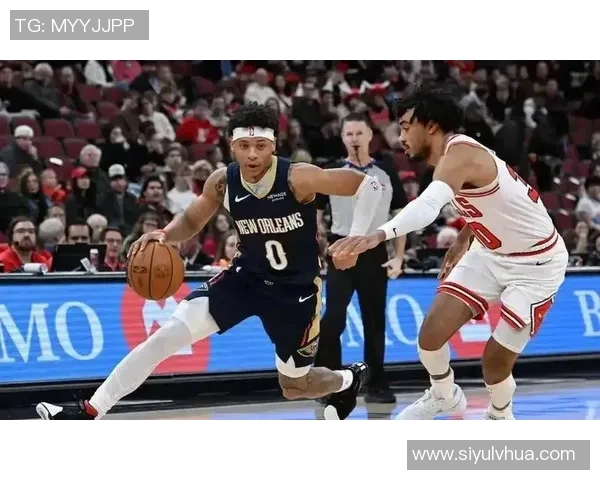 锡安半场表现平平8投4中贡献10分5篮板5助攻正负值惨淡15引发关注