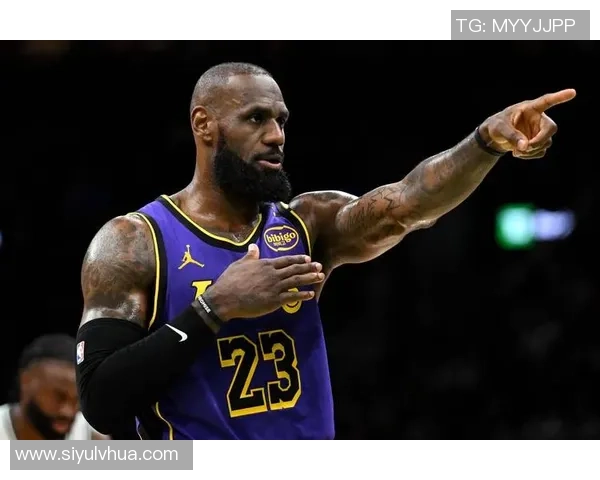 詹姆斯回忆新秀赛季在骑士的奇特角色与非赢球风格篮球