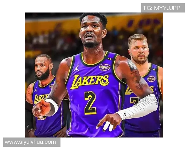 詹姆斯称赞艾顿表现出色强调他在球队中的重要性与冲击力