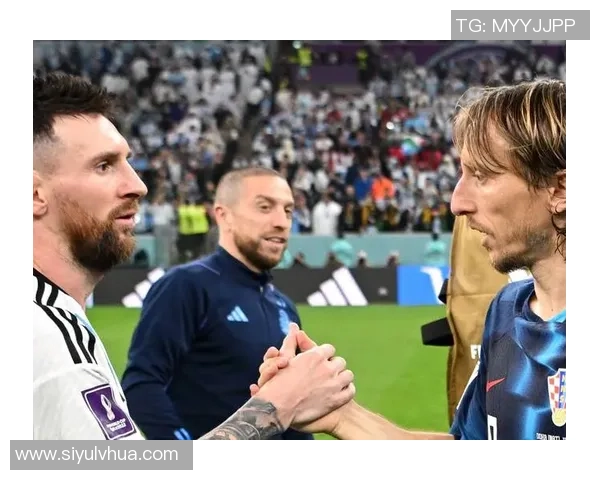 普利西奇坦言崇拜菲戈梅西赞叹莫德里奇训练的神奇魅力