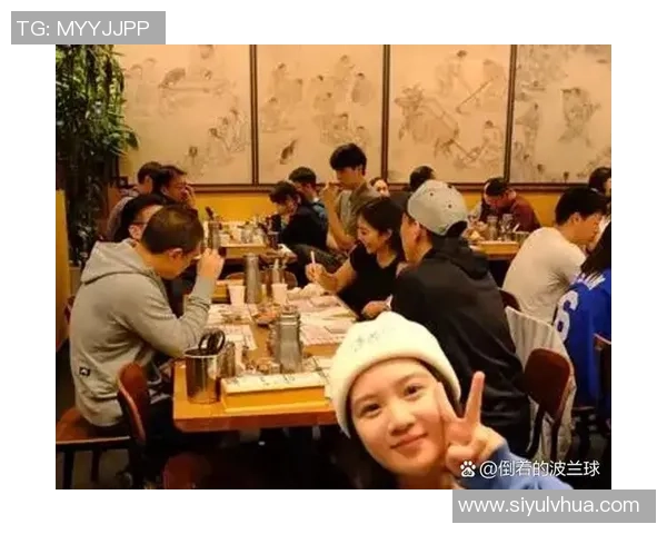 杨瀚森三分投篮瞬间引发全场屏息期待最终却只换来一声叹息